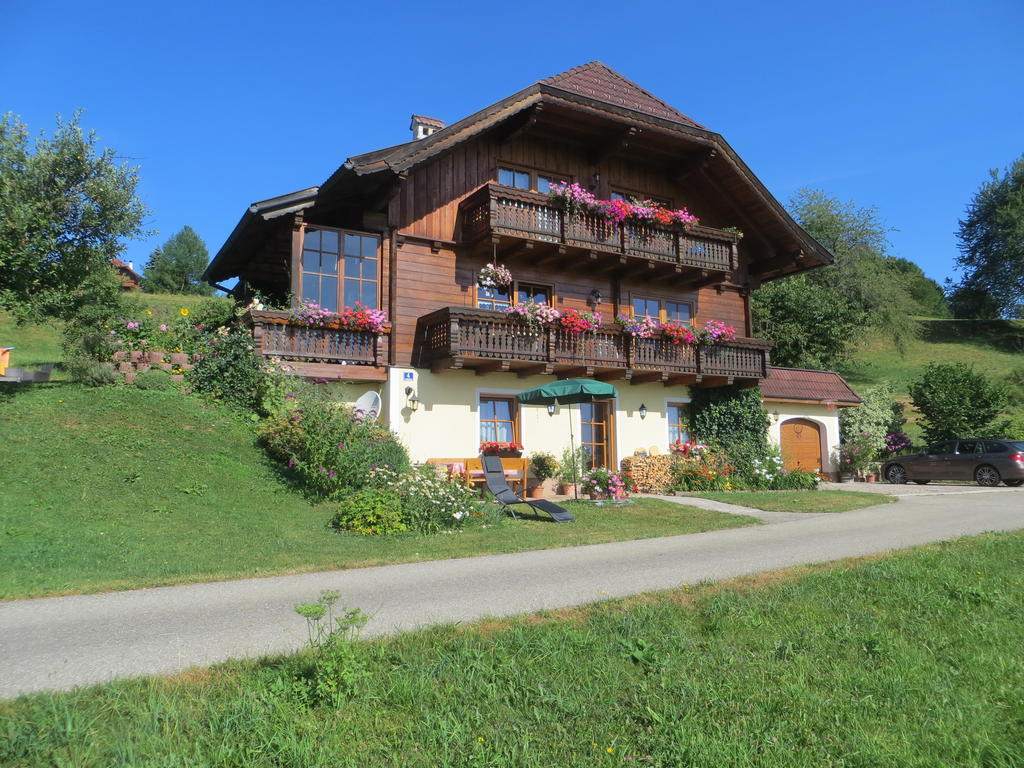 Ferienwohnung Brigitte Perner Nussdorf am Attersee Exterior photo
